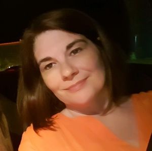 Meet your Posher, Monica